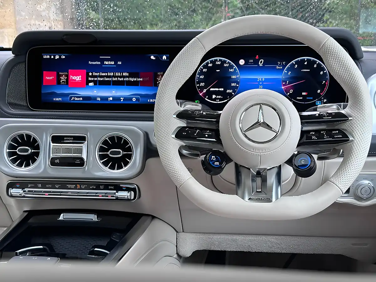 Used 2026 Mercedes-Benz G Class AMG Manufaktur Edition Obsidian Black - Interior and Exterior details 8
