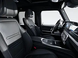 Used 2026 Mercedes-Benz G Class Professional Line Obsidian Black - Interior and Exterior details 10