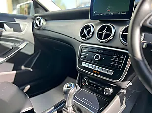 Used 2026 Mercedes-Benz Gla Class Sport White - Interior and Exterior details 14