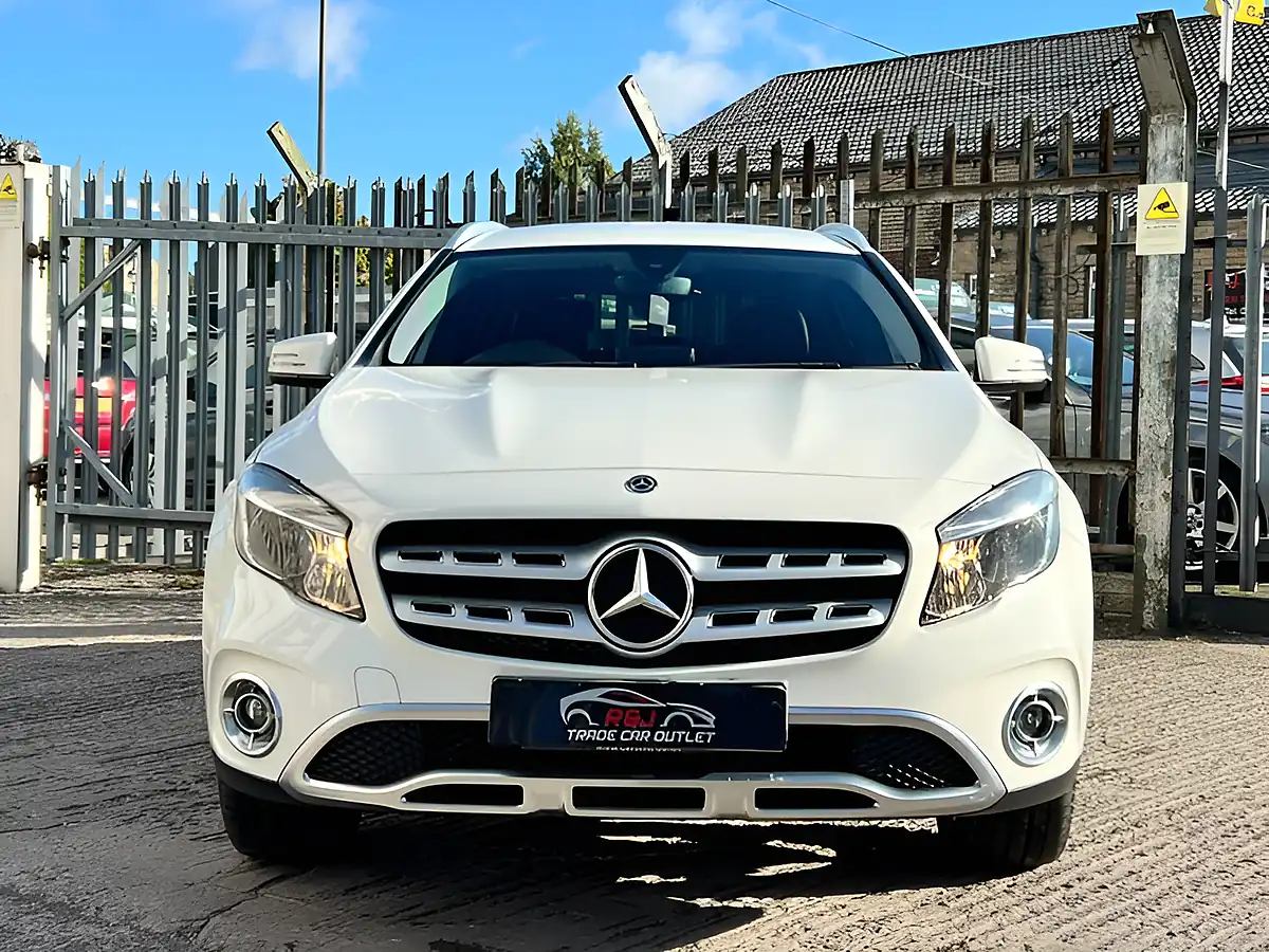 Used 2026 Mercedes-Benz Gla Class Sport White - Interior and Exterior details 6
