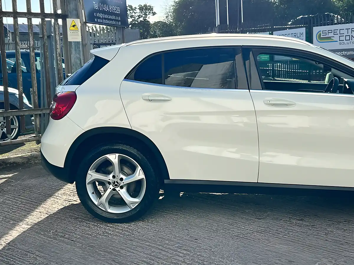 Used 2026 Mercedes-Benz Gla Class Sport White - Interior and Exterior details 9