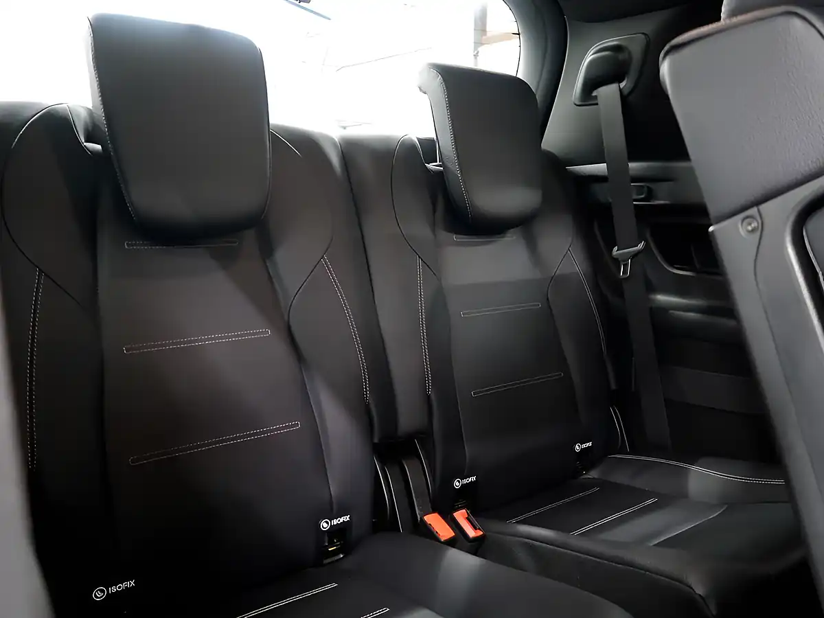 Used 2026 Mercedes-Benz Glb Sport Blue - Interior and Exterior details 11