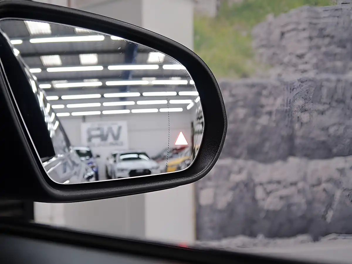 Used 2026 Mercedes-Benz Glb Sport Blue - Interior and Exterior details 20