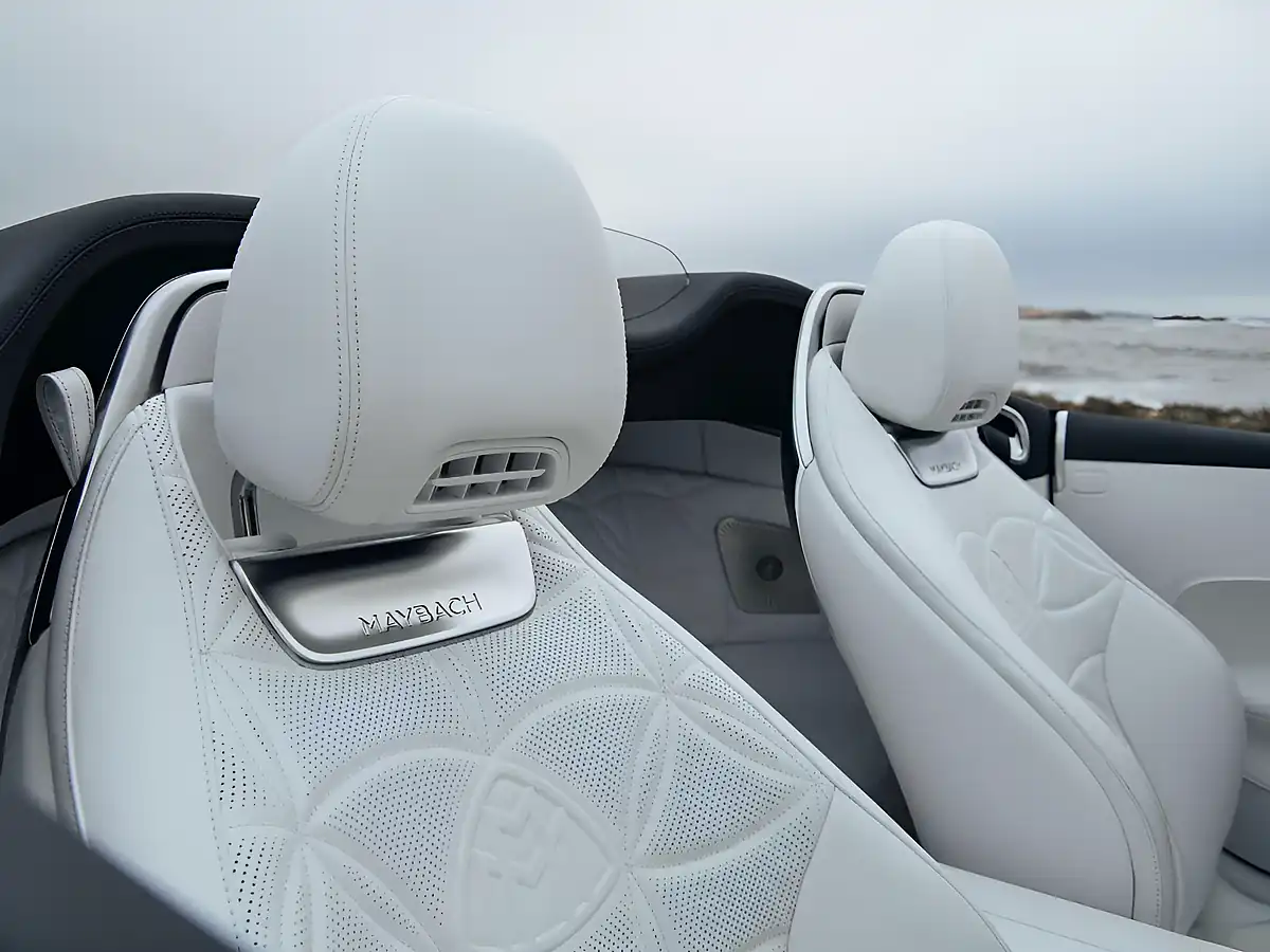 Used 2026 Mercedes-Benz Maybach Sl Monogram Series Manufaktur Garnet Red Metallic - Interior and Exterior details 17