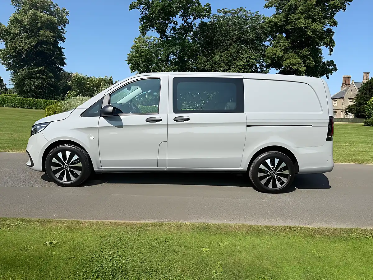 Used 2026 Mercedes-Benz Vito Select Crew Van Double Cab Grey - Interior and Exterior details 5