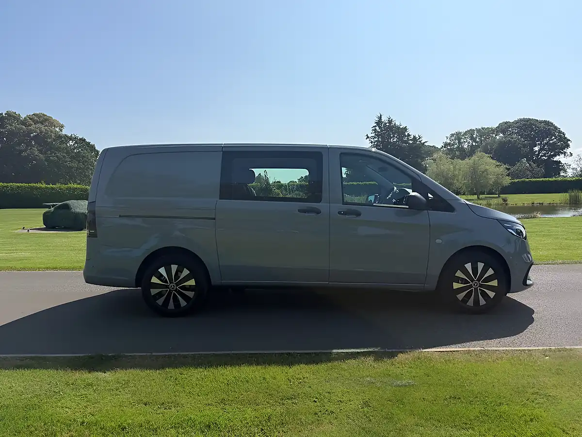 Used 2026 Mercedes-Benz Vito Select Crew Van Double Cab Grey - Interior and Exterior details 6
