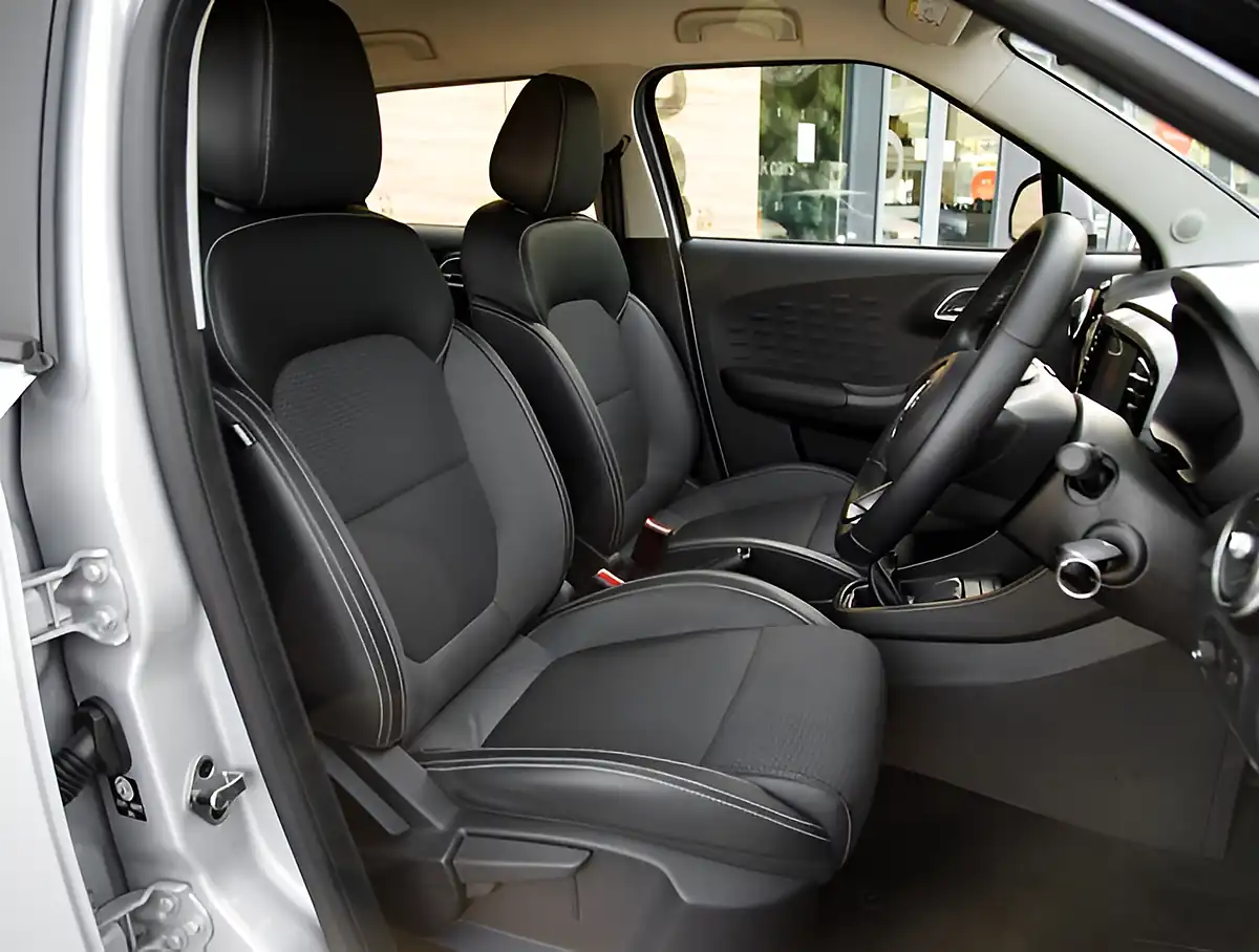Used 2026 MG MG3 Exclusive Nav Silver - Interior and Exterior details 18