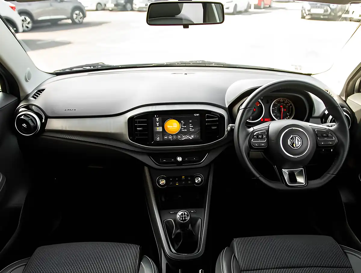 Used 2026 MG MG3 Exclusive Nav Silver - Interior and Exterior details 3