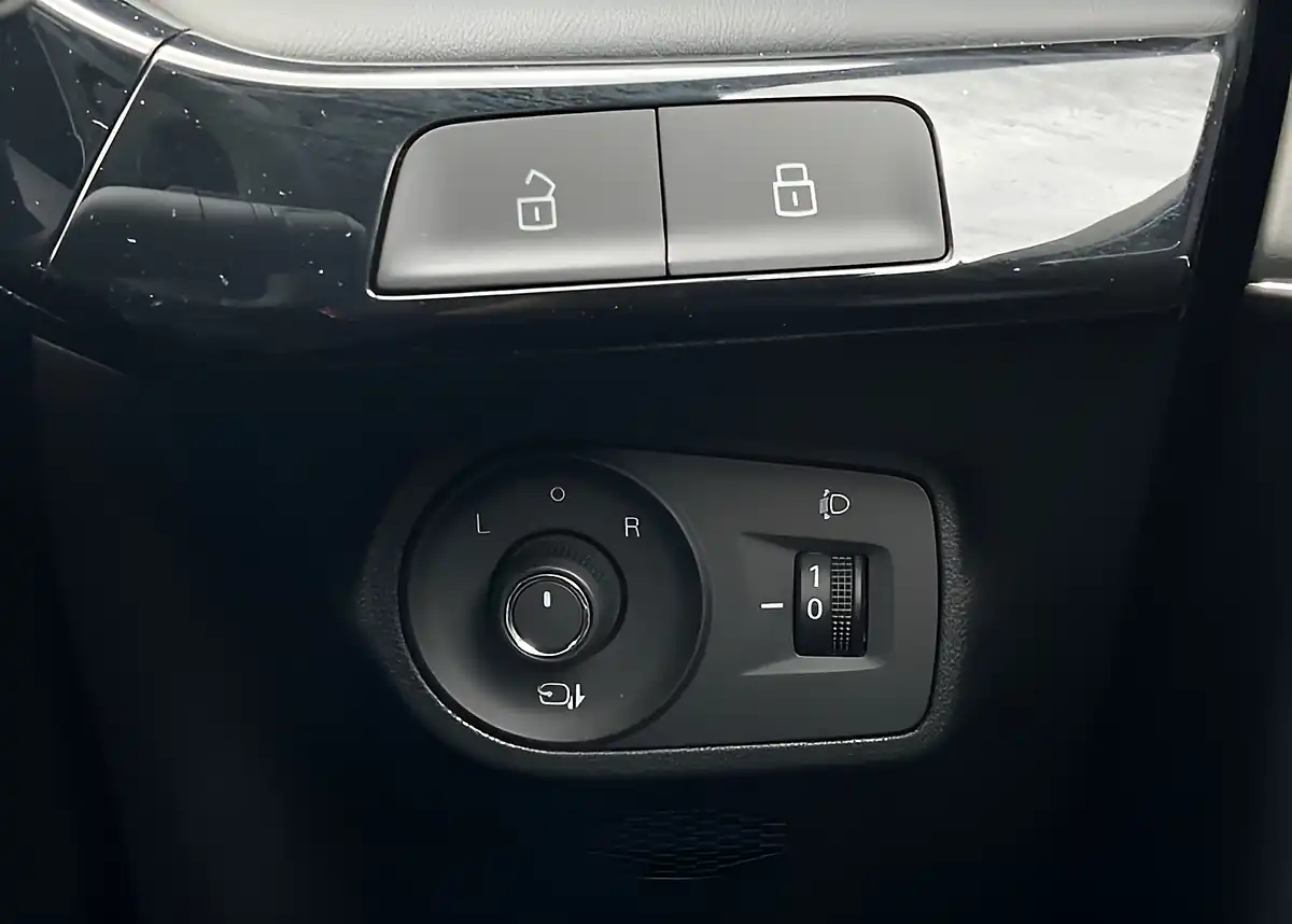Used 2026 MG MG3 Trophy Grey - Interior and Exterior details 19