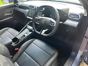 Used 2026 MG Zs Trophy Grey - Interior and Exterior details 3