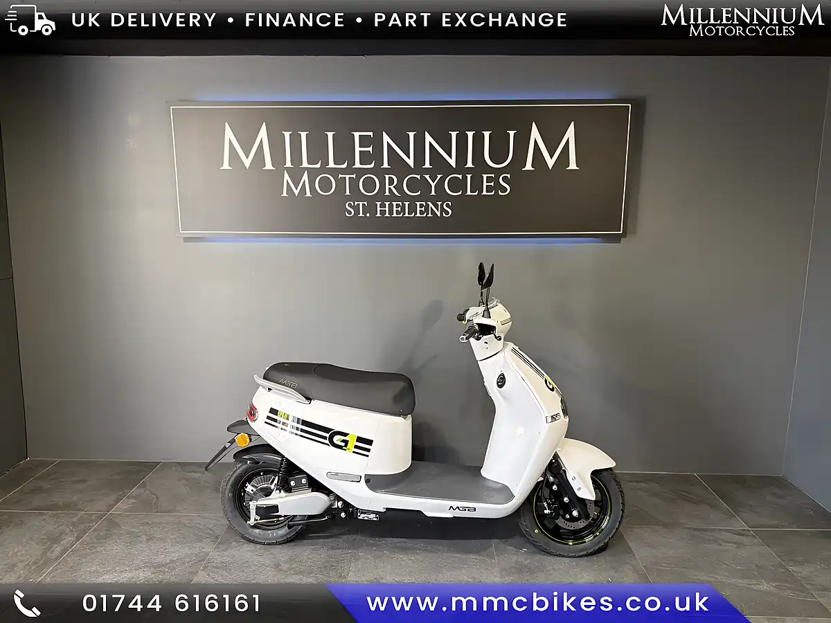 Used 2026 Mgb G1 White - Front View