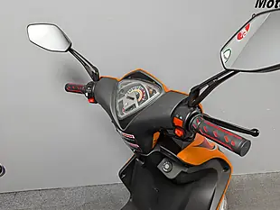 Used 2026 Mgb R8 125 Ex Display Orange/Black - Interior and Exterior details 18