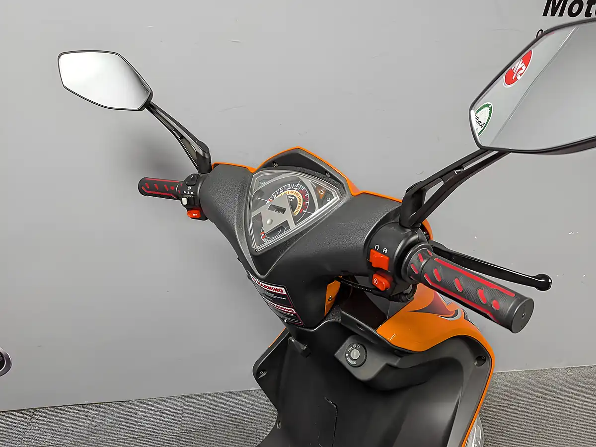 Used 2026 Mgb R8 125 Ex Display Orange/Black - Interior and Exterior details 18
