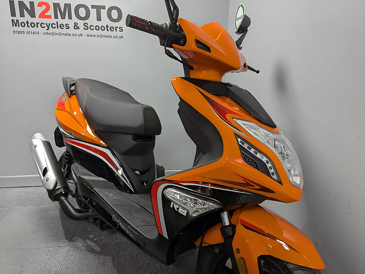 Used 2026 Mgb R8 125 Ex Display Orange/Black - Interior and Exterior details 6