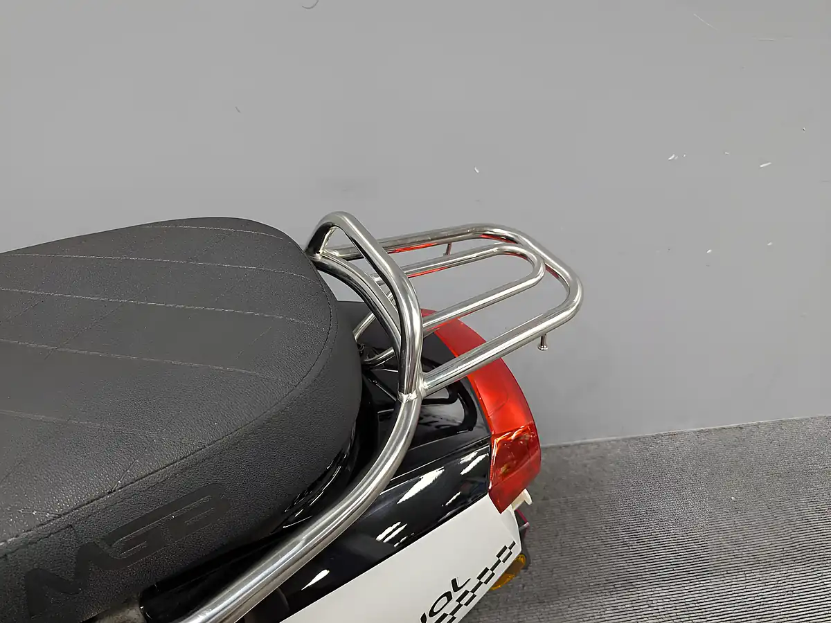 Used 2026 Mgb Revival Black / White - Interior and Exterior details 20