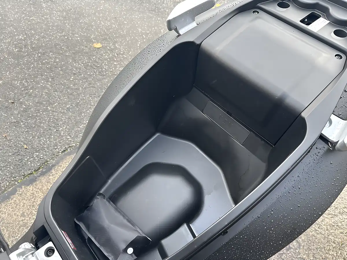 Used 2026 Mgb Sst Black - Interior and Exterior details 19