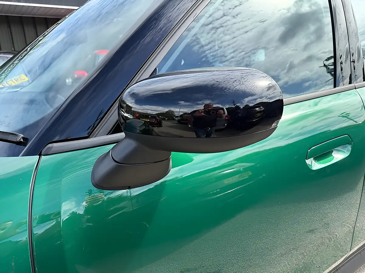 Used 2026 MINI Electric Countryman Classic British Racing Green - Interior and Exterior details 18