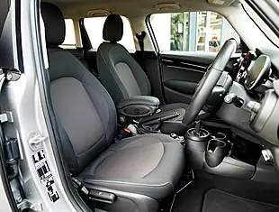 Used 2026 MINI Hatch Cooper Classic Melting Silver Iii - Interior and Exterior details 17