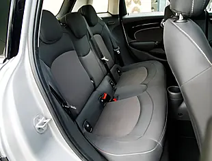 Used 2026 MINI Hatch Cooper Classic Melting Silver Iii - Interior and Exterior details 19