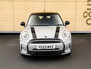 Used 2026 MINI Hatch Cooper Classic Melting Silver Iii - Interior and Exterior details 5