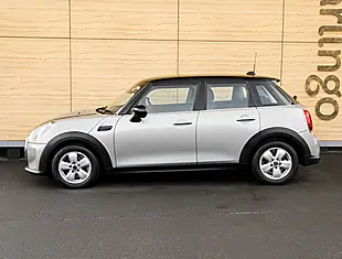 Used 2026 MINI Hatch Cooper Classic Melting Silver Iii - Interior and Exterior details 9