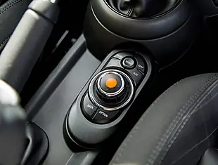 Used 2026 MINI Hatch Cooper Classic Starlight Blue - Interior and Exterior details 18
