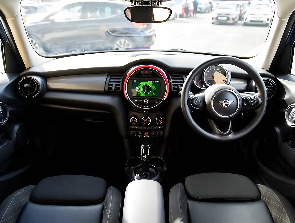 Used 2026 MINI Hatch Cooper Classic Starlight Blue - Interior and Exterior details 3