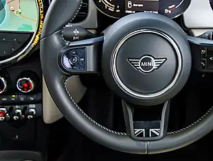 Used 2026 MINI Hatch Cooper Exclusive Island Blue - Interior and Exterior details 13