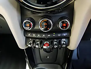 Used 2026 MINI Hatch Cooper Exclusive Island Blue - Interior and Exterior details 19