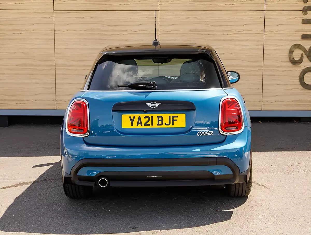 Used 2026 MINI Hatch Cooper Exclusive Island Blue - Interior and Exterior details 6