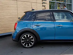 Used 2026 MINI Hatch Cooper Exclusive Island Blue - Interior and Exterior details 7