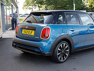 Used 2026 MINI Hatch Cooper Exclusive Island Blue - Interior and Exterior details 8
