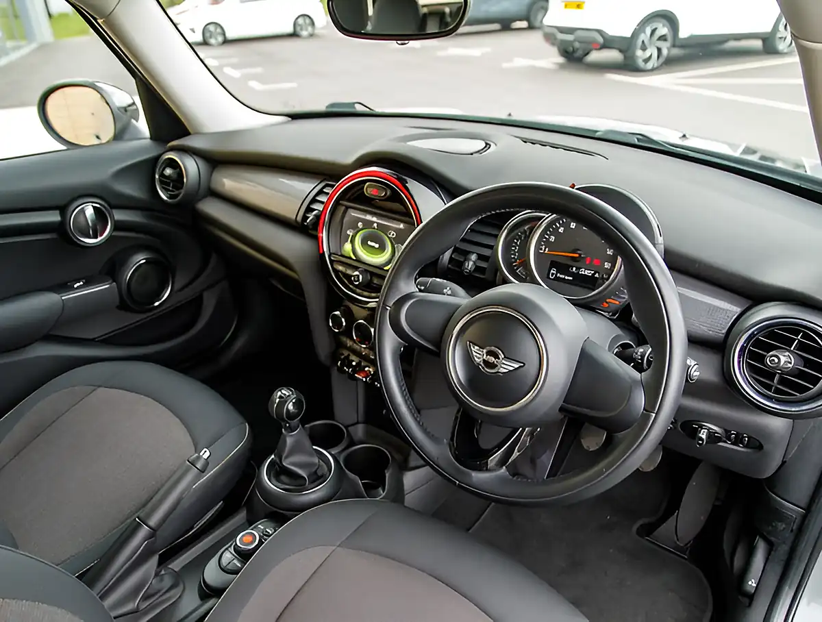 Used 2026 MINI Hatch Cooper Grey - Interior and Exterior details 4
