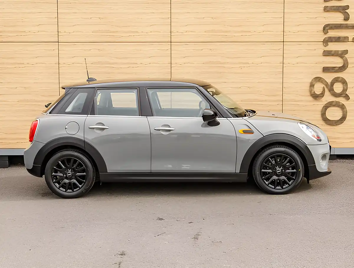Used 2026 MINI Hatch Cooper Grey - Interior and Exterior details 8
