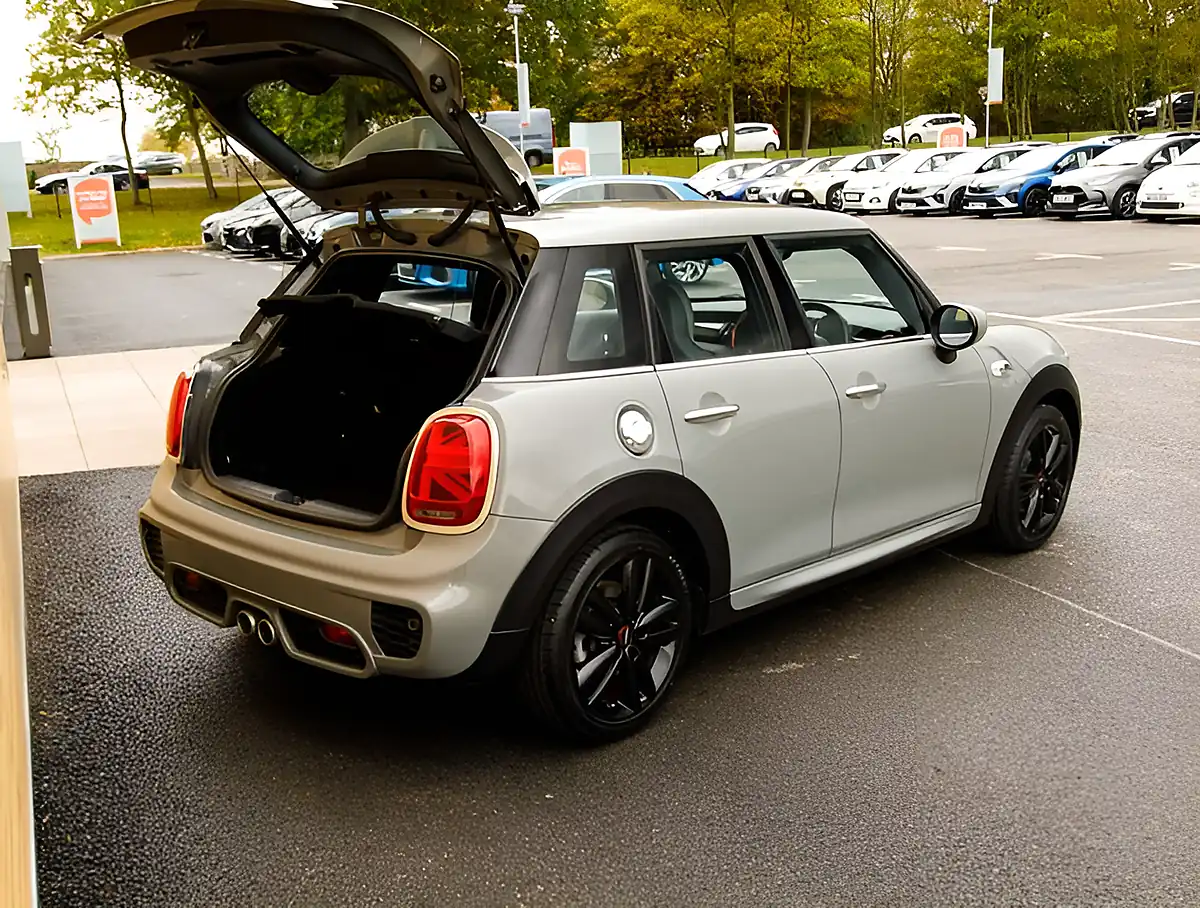 Used 2026 MINI Hatch Cooper S Sport Grey - Interior and Exterior details 20