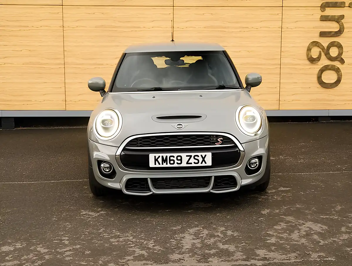 Used 2026 MINI Hatch Cooper S Sport Grey - Interior and Exterior details 5
