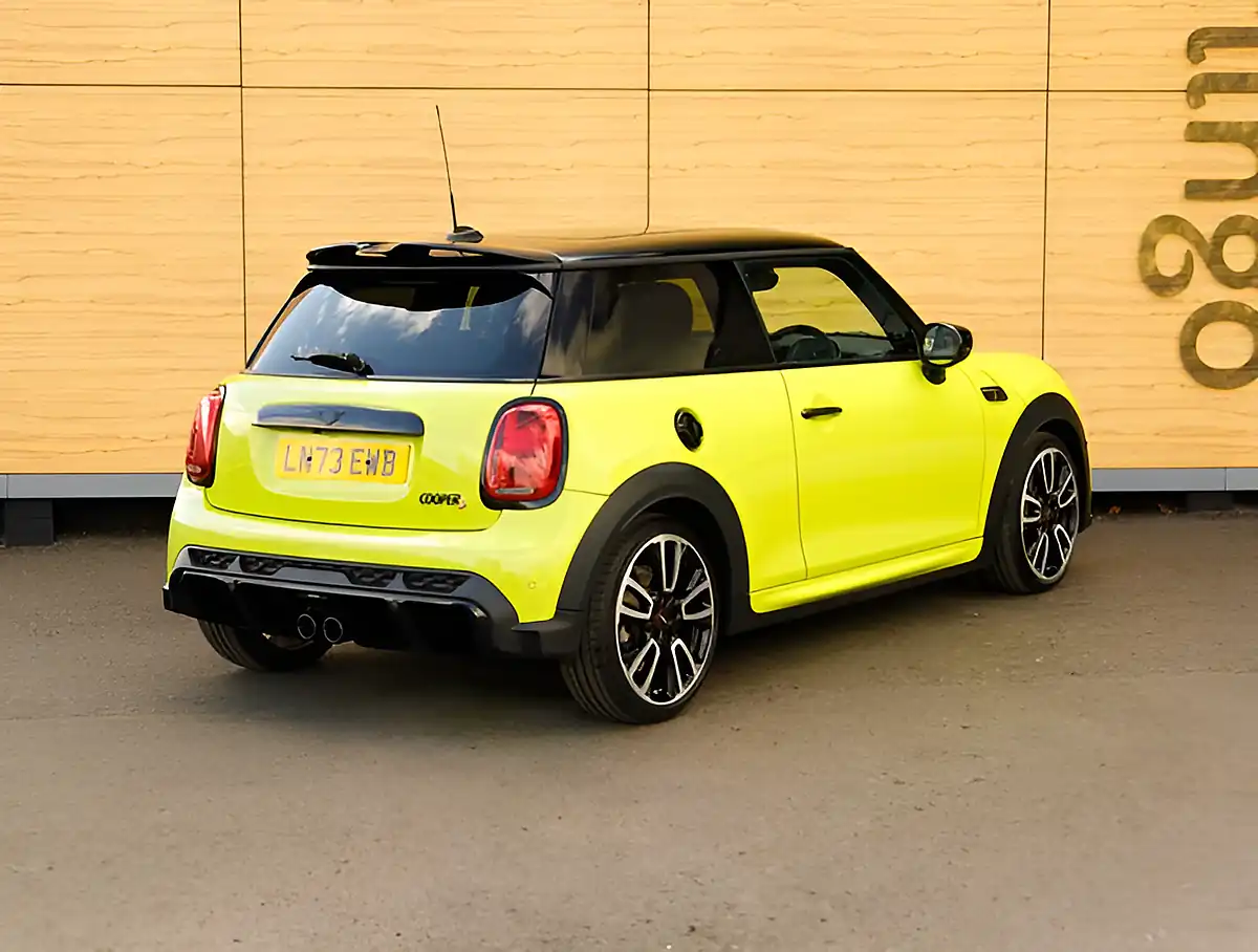 Used 2026 MINI Hatch Cooper S Sport Zesty Yellow - Interior and Exterior details 2