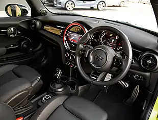 Used 2026 MINI Hatch Cooper S Sport Zesty Yellow - Interior and Exterior details 4