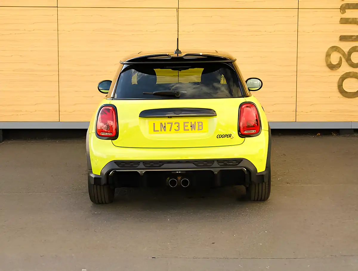 Used 2026 MINI Hatch Cooper S Sport Zesty Yellow - Interior and Exterior details 6