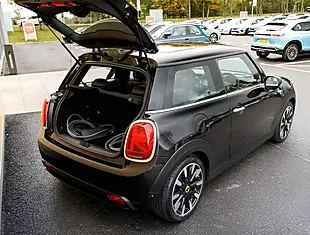 Used 2026 MINI Hatch Level 3 Black - Interior and Exterior details 19