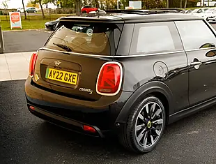 Used 2026 MINI Hatch Level 3 Black - Interior and Exterior details 7