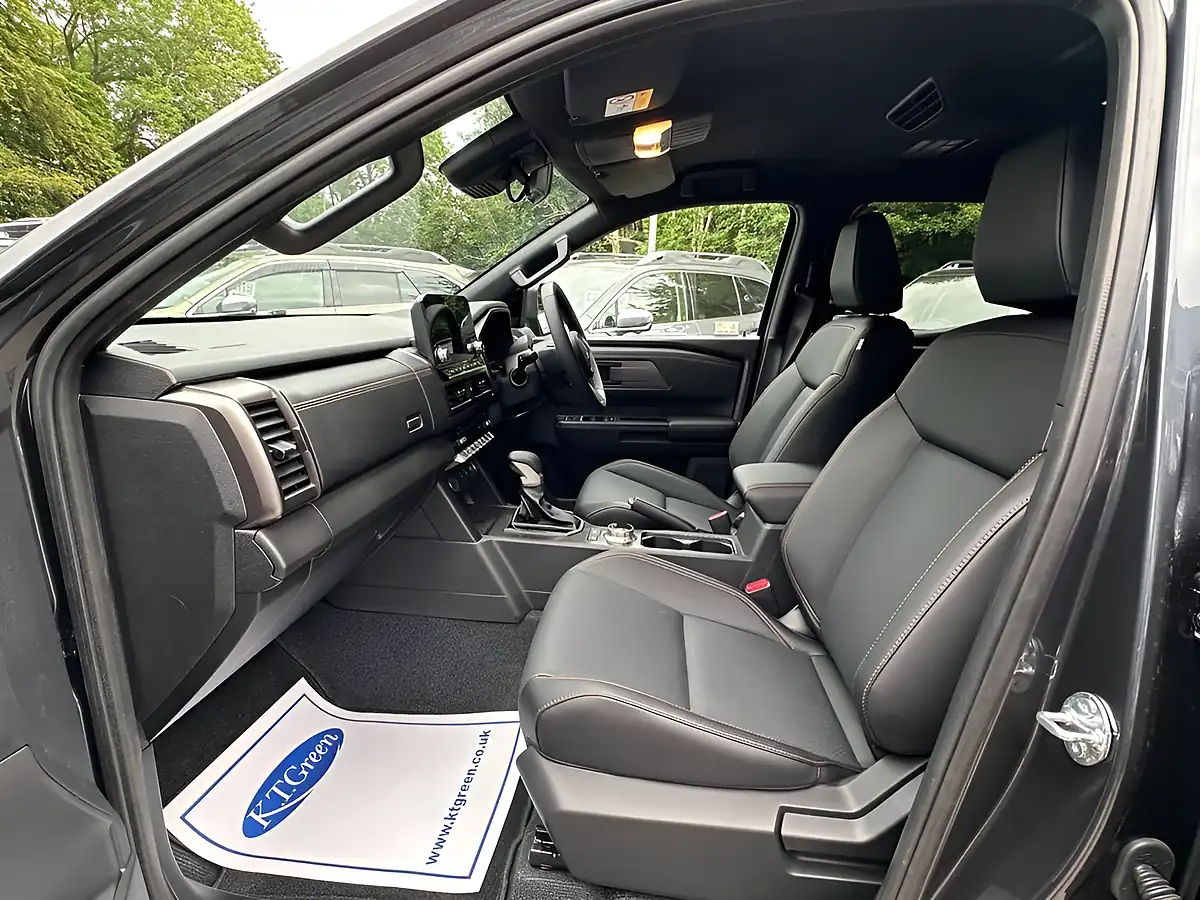 Used 2026 Mitsubishi L200 Barbarian - Interior and Exterior details 11