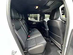 Used 2026 Mitsubishi L200 Barbarian White - Interior and Exterior details 10