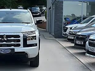 Used 2026 Mitsubishi L200 Barbarian White - Interior and Exterior details 17