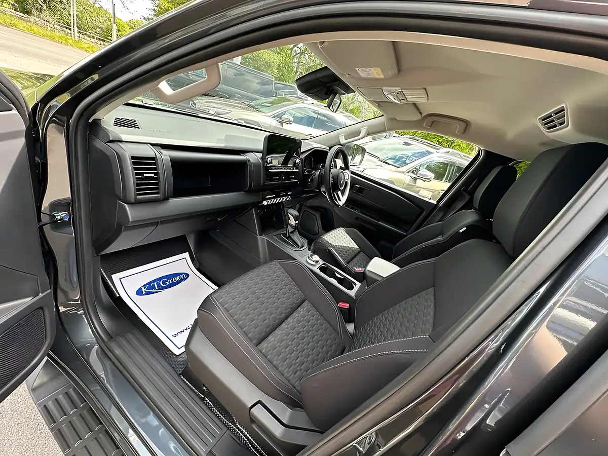 Used 2026 Mitsubishi L200 Titan Grey - Interior and Exterior details 10