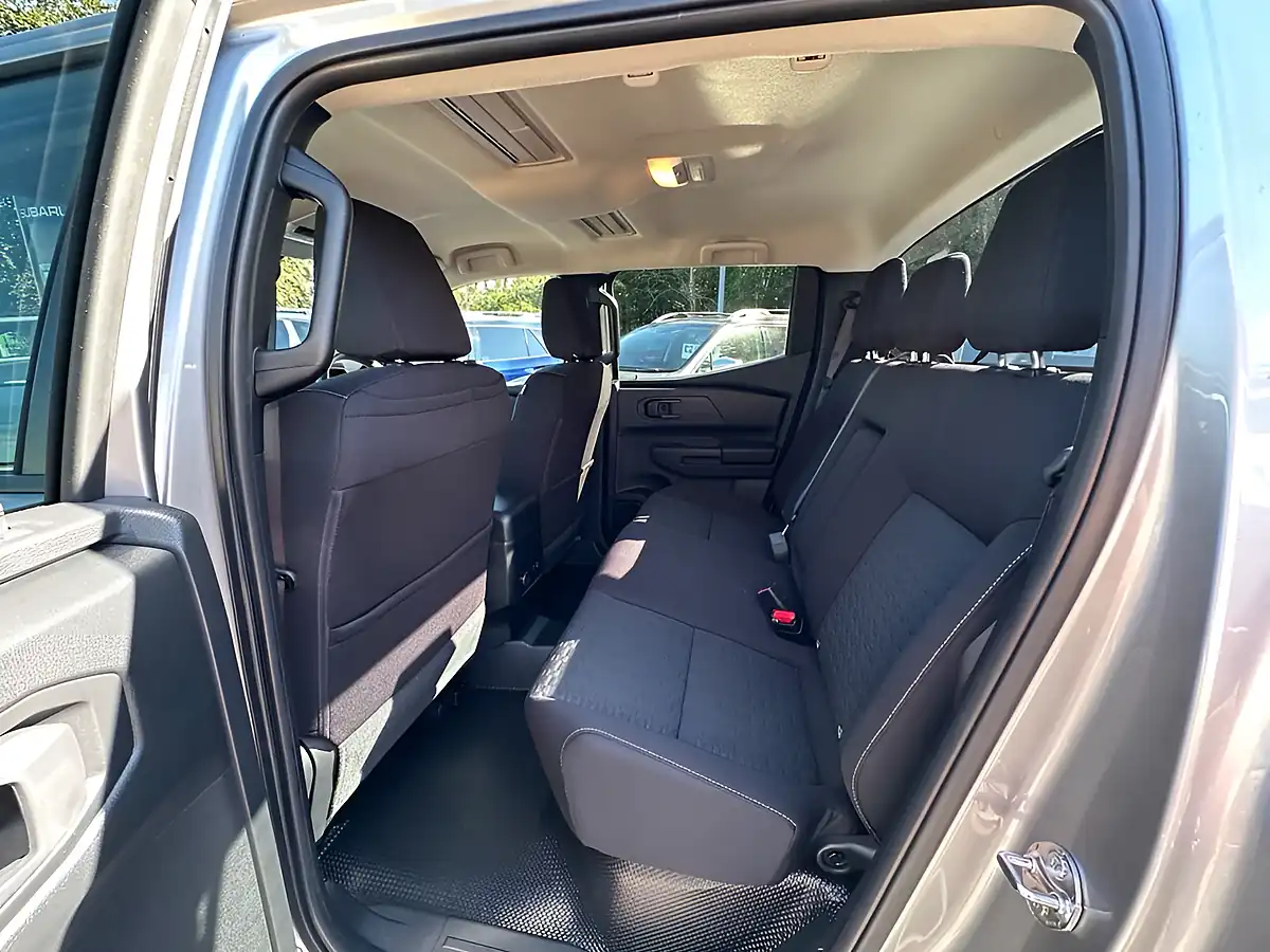 Used 2026 Mitsubishi L200 Titan Pickup Double Cab Blade Silver - Interior and Exterior details 10