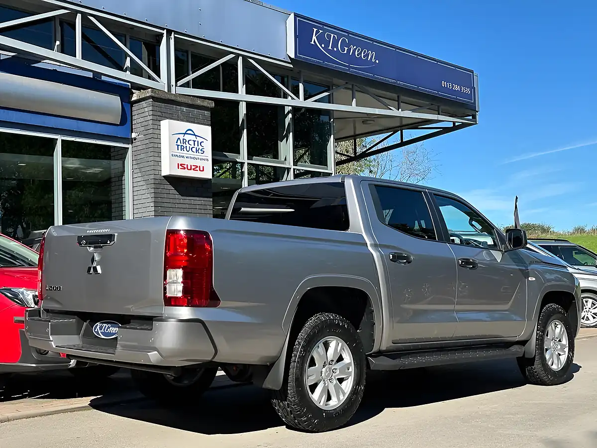 Used 2026 Mitsubishi L200 Titan Pickup Double Cab Blade Silver - Interior and Exterior details 4
