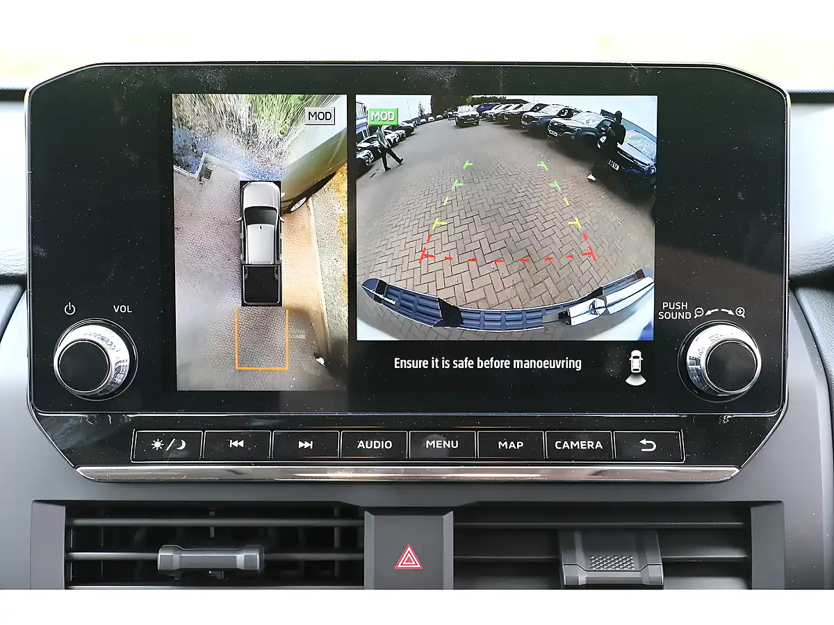 Used 2026 Mitsubishi L200 Titan Silver - Interior and Exterior details 10