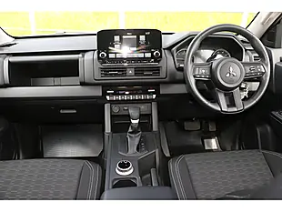 Used 2026 Mitsubishi L200 Titan Silver - Interior and Exterior details 12