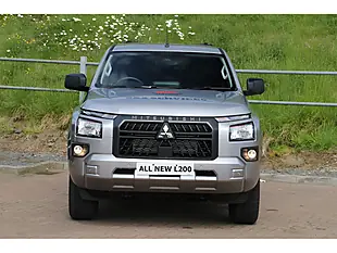 Used 2026 Mitsubishi L200 Titan Silver - Interior and Exterior details 2